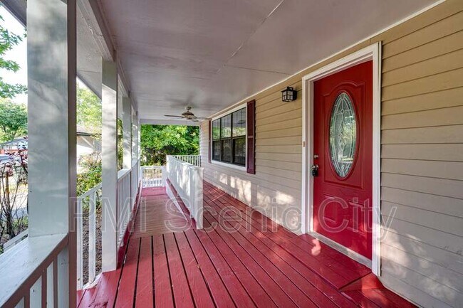 Building Photo - 4717 Beverly Kay Dr