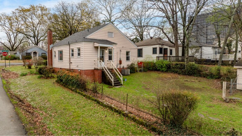 Building Photo - 1625 N Grant St