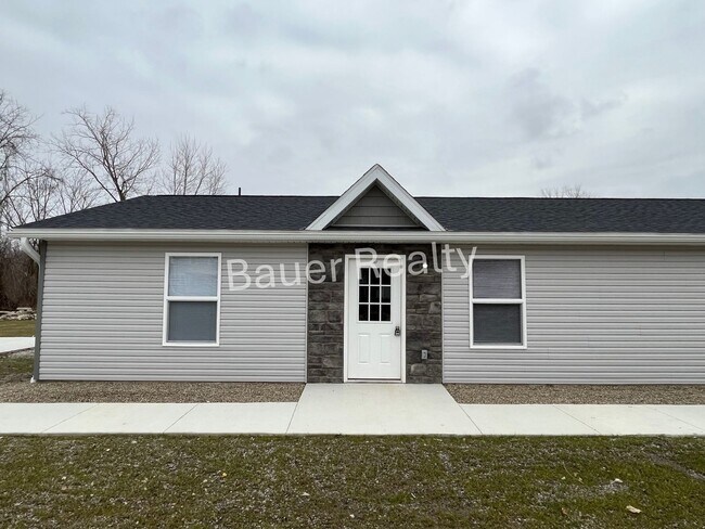 Building Photo - nf103