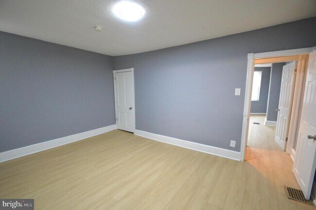 Building Photo - 1218 Hanson St