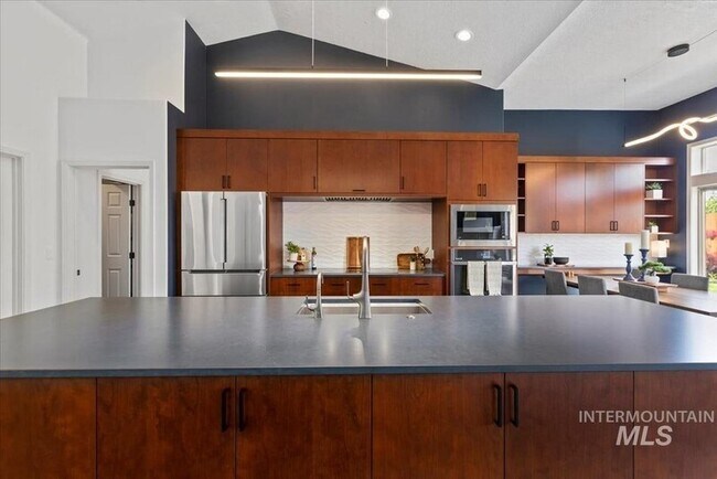Building Photo - 12580 W Mardia St