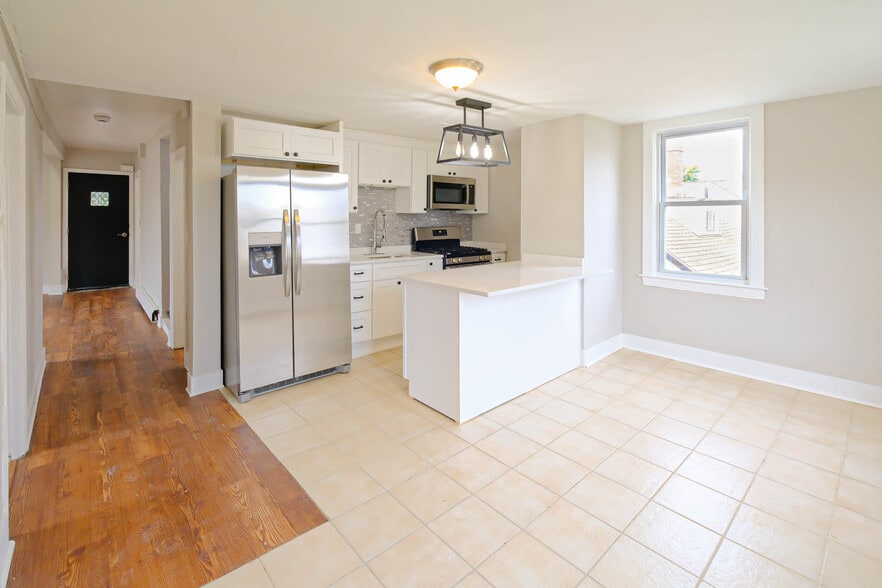 Primary Photo - 26 Curtis Rd