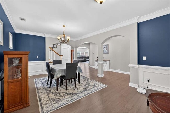 Building Photo - 7819 Brass Lantern Dr