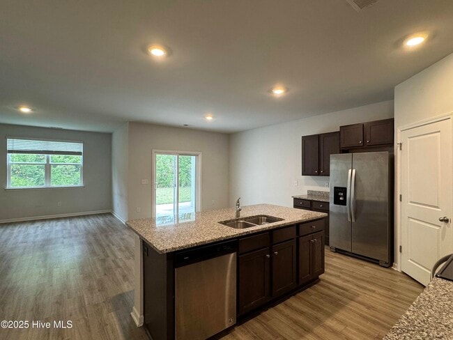 Building Photo - 202 Airlie Vista Ln