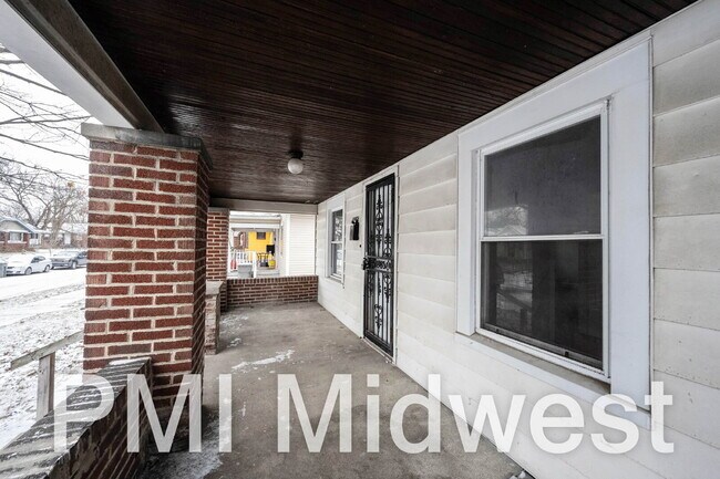 Building Photo - "Charming 2-Bedroom Gem in Indianapolis with Spacious 1736 Sq. Ft. Layout!"