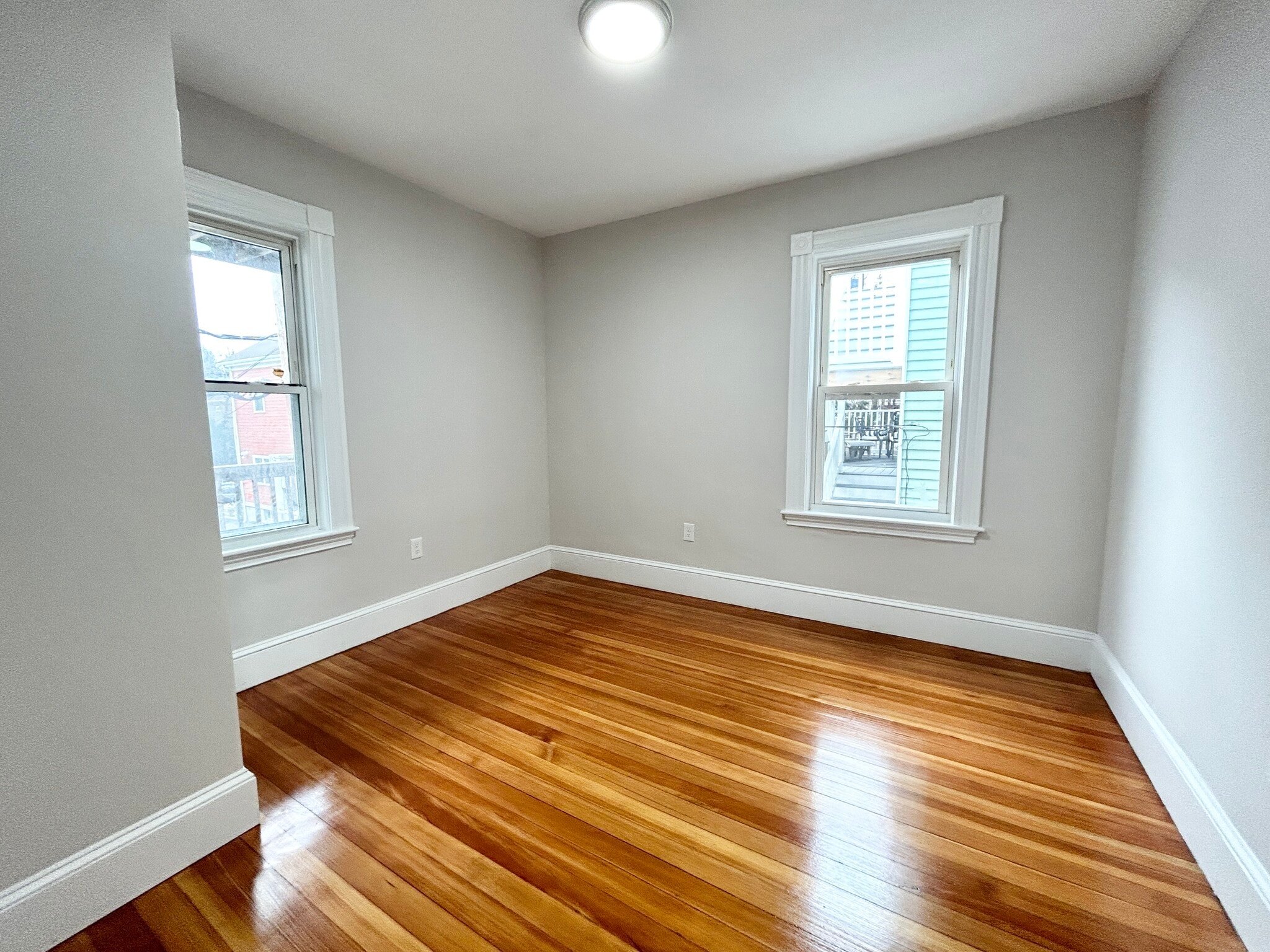 Building Photo - 21 Sudan St