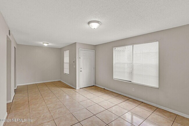 Building Photo - 478 Bentwood Ln
