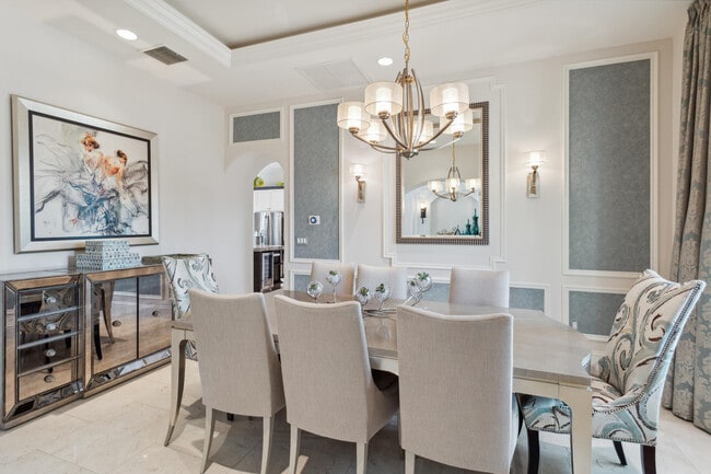 Building Photo - 2461 SE 10th St