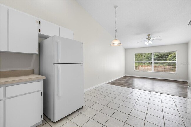 Building Photo - 37228 Grassy Hill Ln