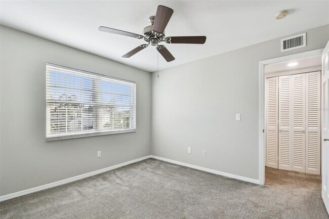 Building Photo - 3404 Latania Dr