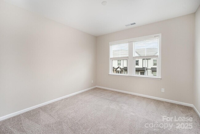 Building Photo - 5710 Gulch Pl