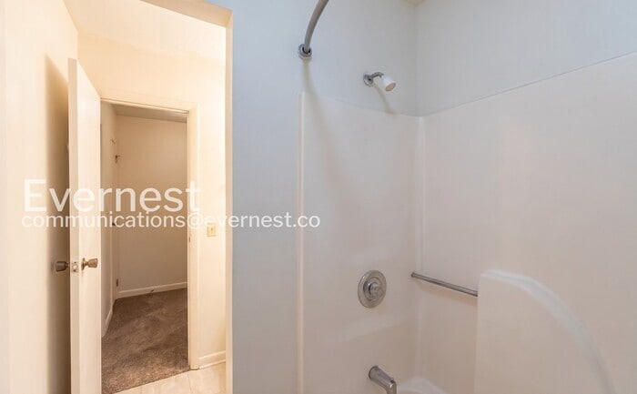 Building Photo - 8831 Millard Lee Ln