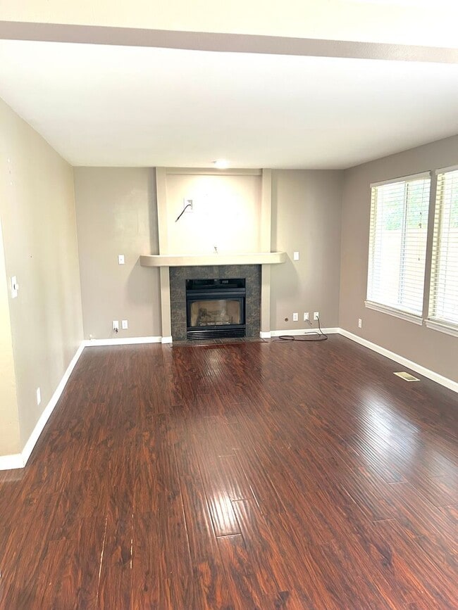 Building Photo - Spacious Gleneagle Gem with Unique Feature...