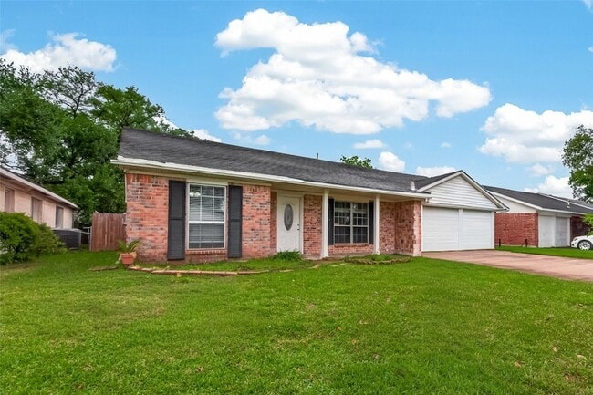 Building Photo - 16219 Rill Ln