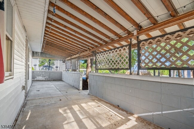 Building Photo - 243 E Central Ave