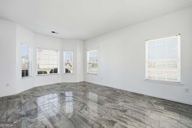 Building Photo - 1582 Ewing Farm Dr