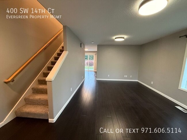 Building Photo - 400 SW 14th Ct