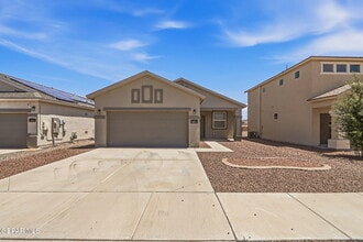 Building Photo - 10624 Hidden Chapel Pl