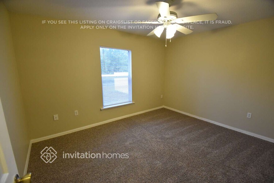 Building Photo - 1014 Heron Ct