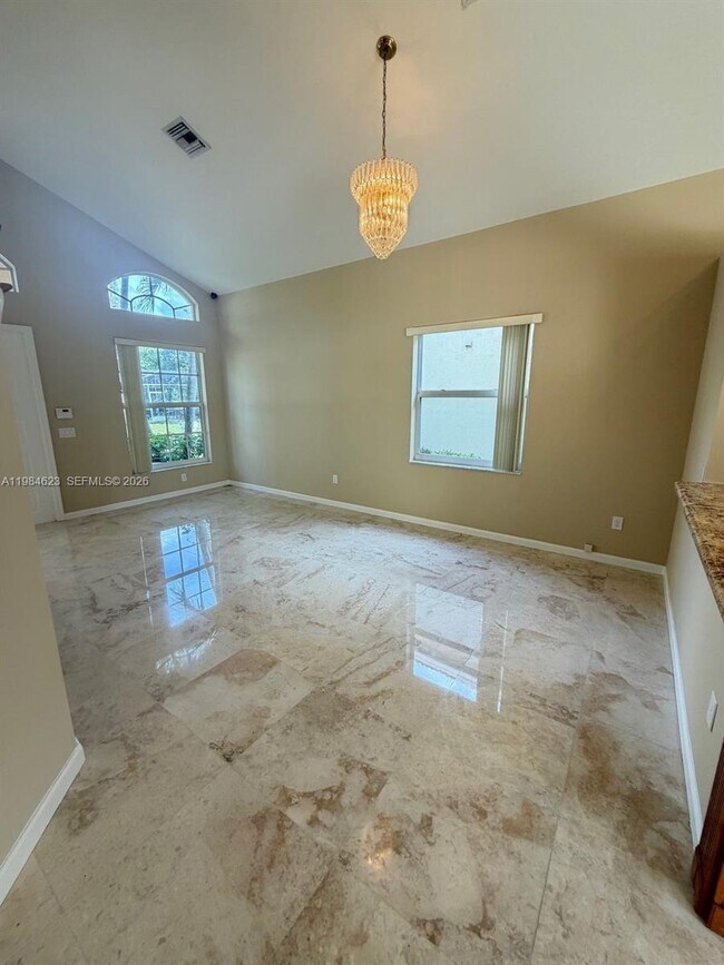 Building Photo - 360 NW 115th Way