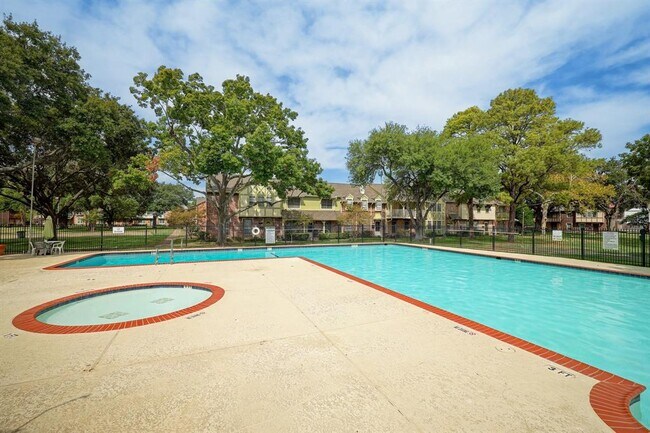 Building Photo - 10306 Hammerly Blvd