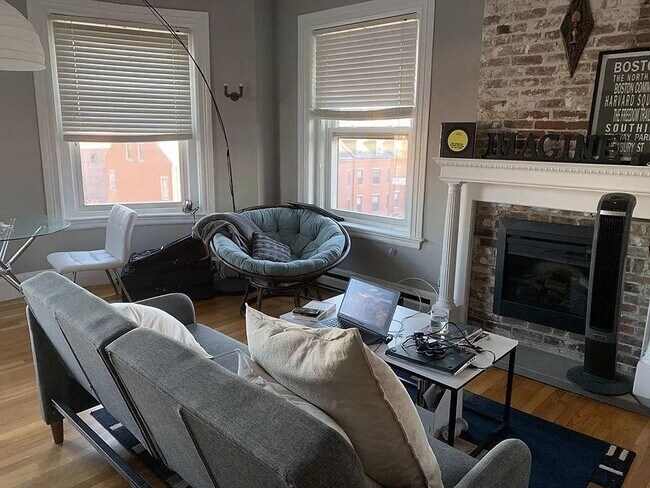 Building Photo - 583 Massachusetts Ave