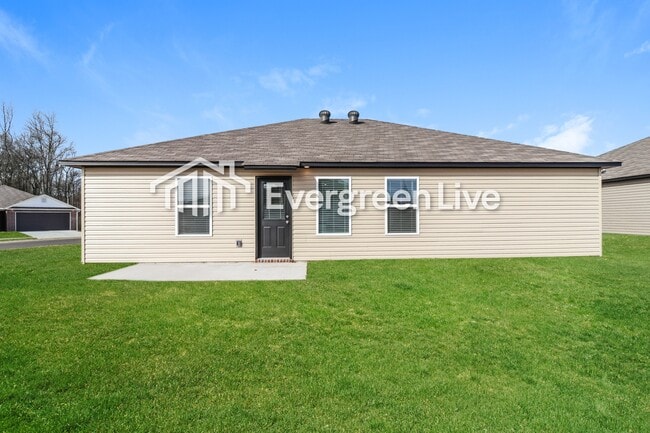 Building Photo - 42 10 Point Ln