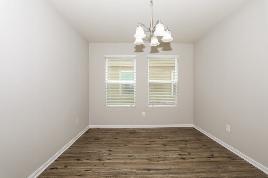 Building Photo - 16738 N Gull Dr