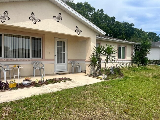 Building Photo - 10074 SW 62nd Ct