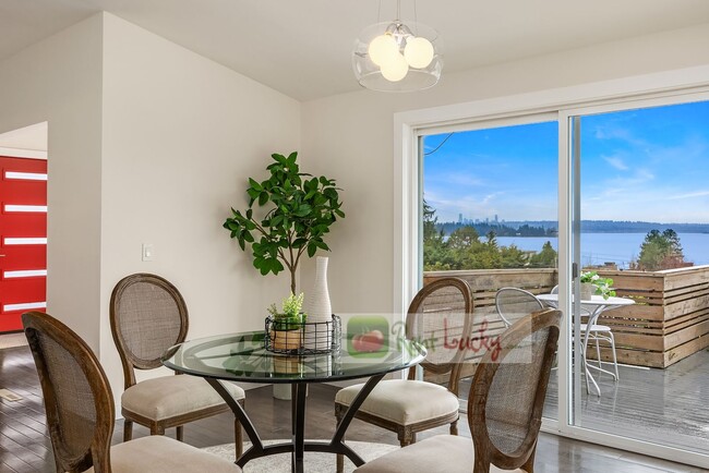 Building Photo - VIEWS, VIEWS, VIEWS!! Stunning & LARGE 4-B...