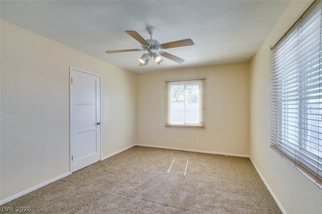 Building Photo - 5 Mallory St