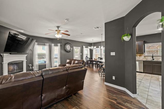 Building Photo - 8805 Deadwood Ln