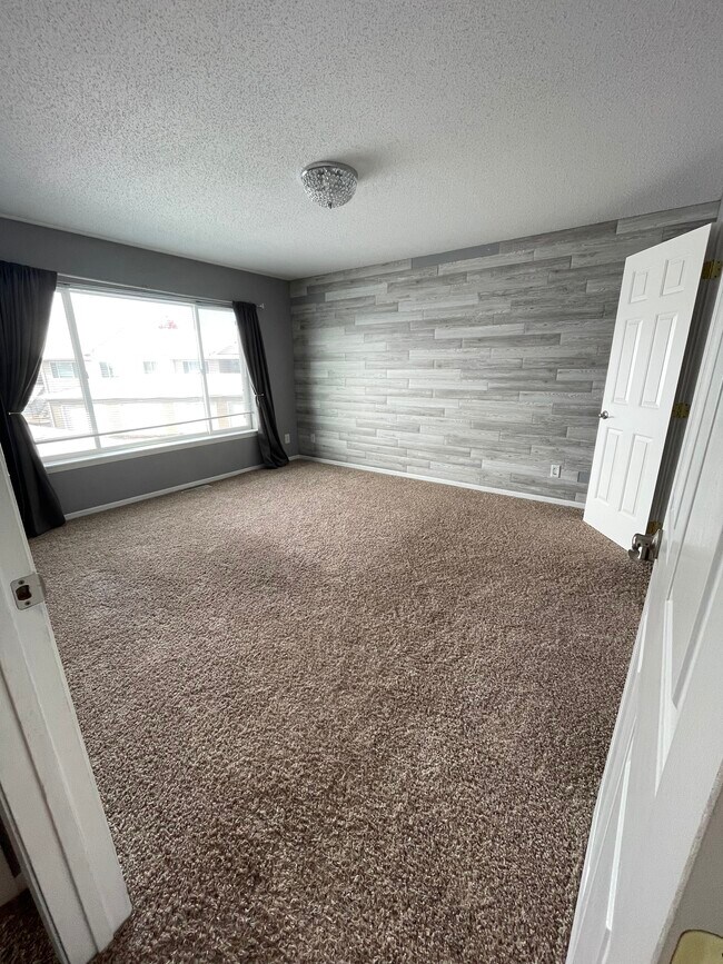 Building Photo - 7103 W 56th St