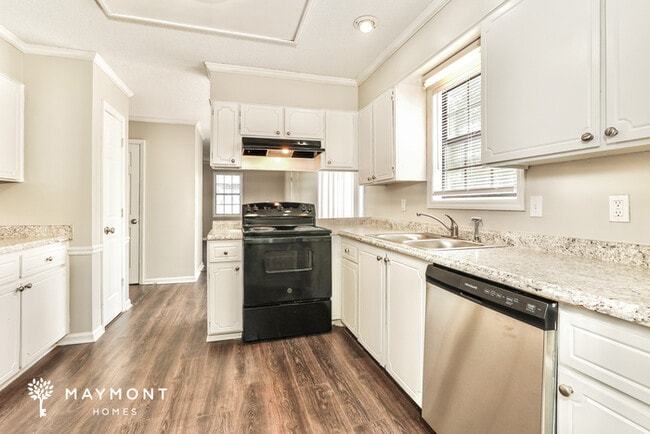 Building Photo - Spacious 4 Bedroom Home in Martinez