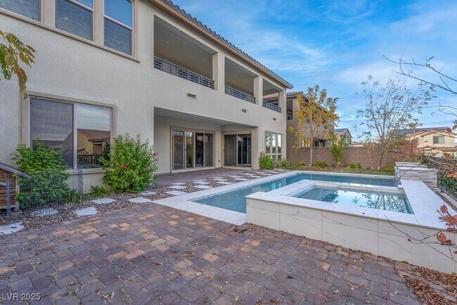 Building Photo - 230 Carmel Sky St