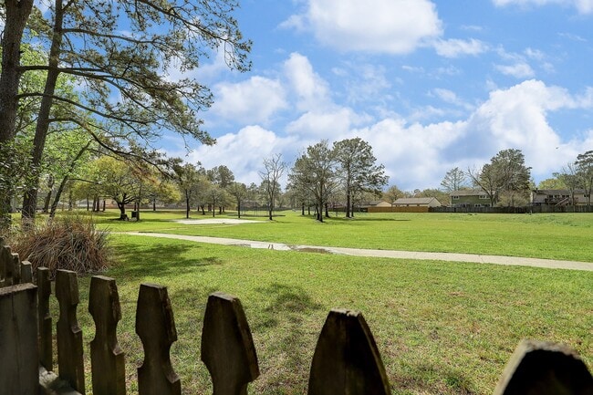 Building Photo - 74 Maple Branch St