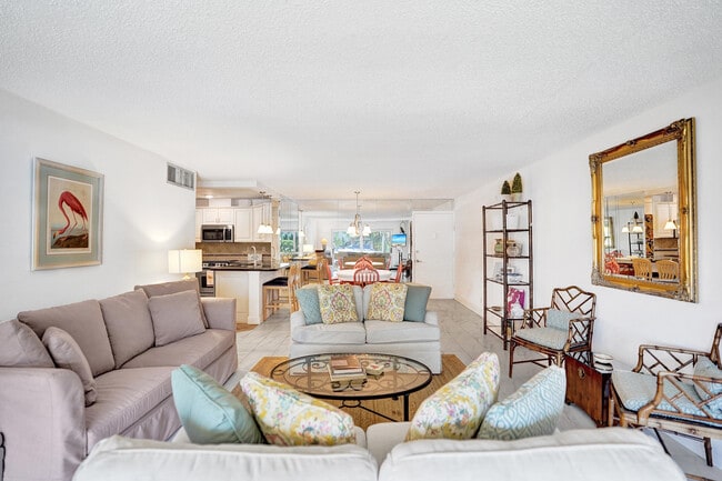 Building Photo - 1700 SE 15th St