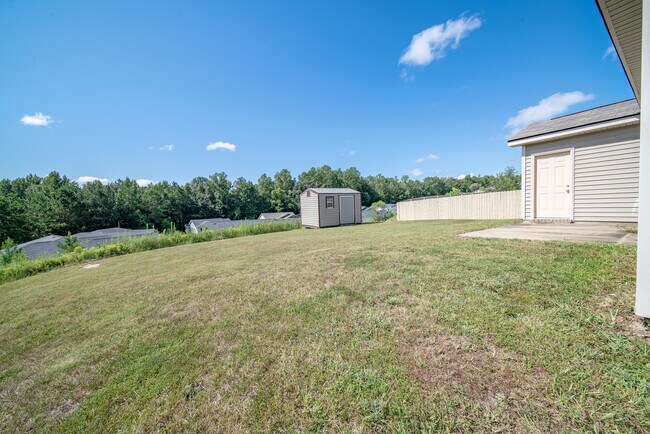 Building Photo - 5788 Sandy View Dr