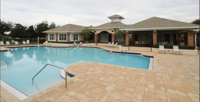 Building Photo - 4213 Highwood Dr