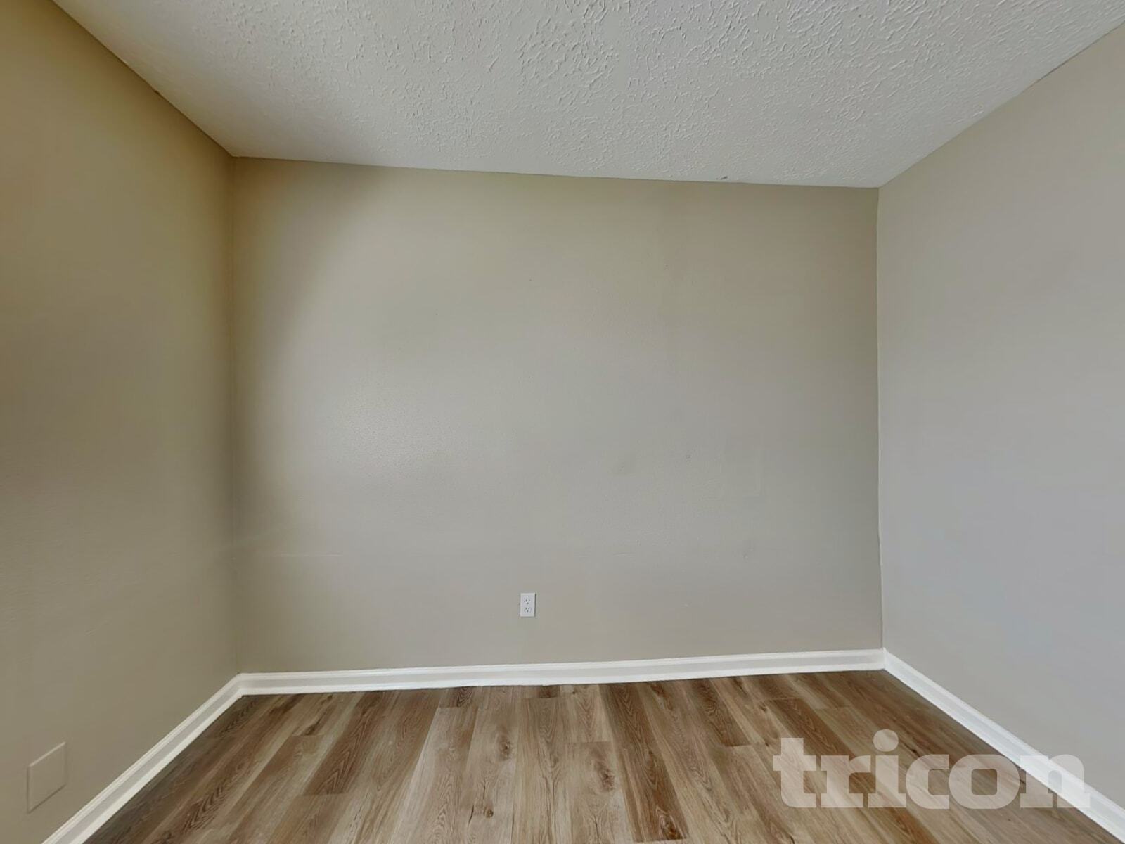 Building Photo - 6826 Blue Ridge Dr