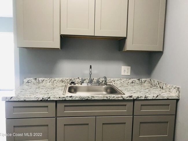 Building Photo - 250 N Banana River Dr
