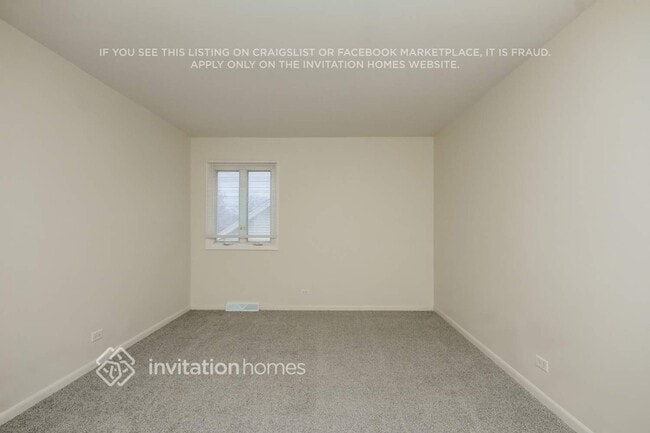 Building Photo - 714 N Pinecrest Rd