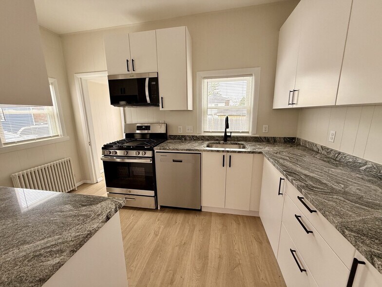 Building Photo - 39 Prospect Street Ave