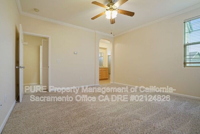 Building Photo - 11091 International Dr