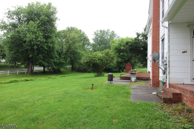 Building Photo - 471 Milford Warren Glen Rd