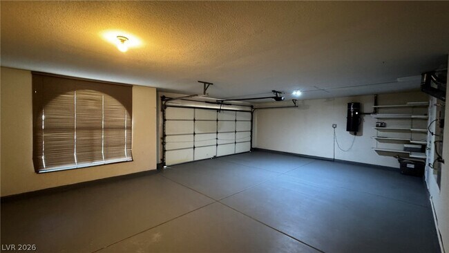 Building Photo - 2921 Channel Rock Dr