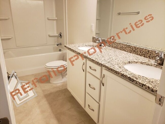 Building Photo - Elegant 3 Bedroom 2.5 Bath 1-Car Garage To...