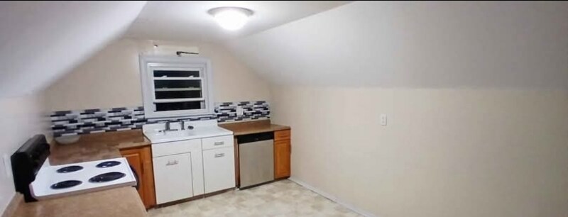 Building Photo - 1500 Mulberry St