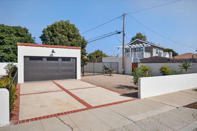 Building Photo - 622 S Evergreen Dr