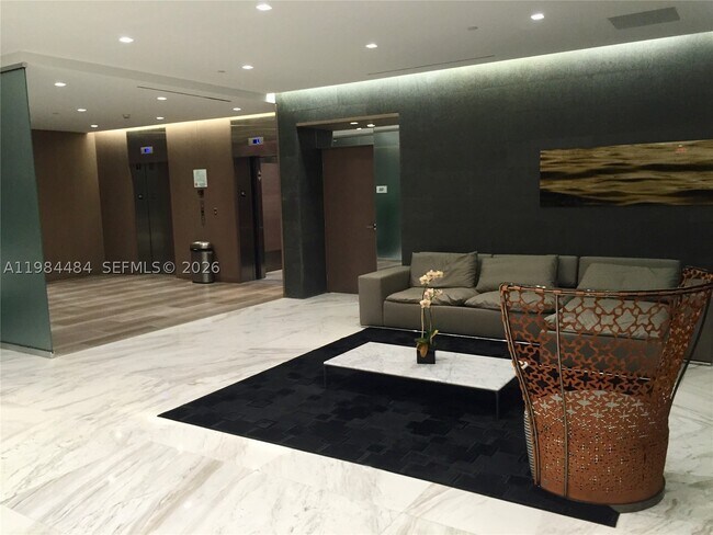 Building Photo - 400 Sunny Isles Blvd